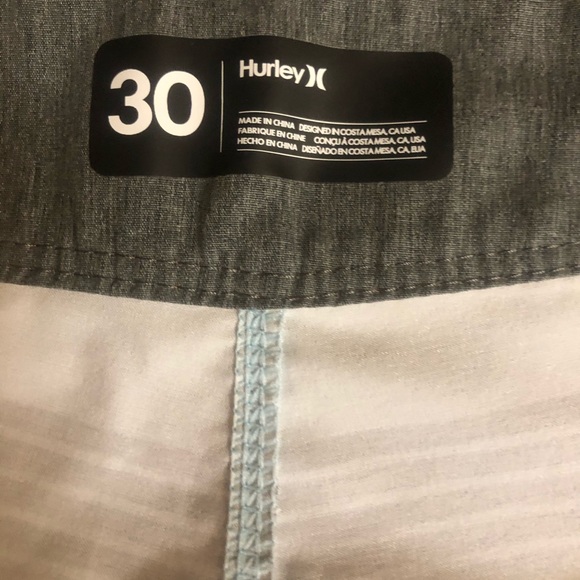 Hurley men ’s Board Shorts swim trunks size 30 great condition - Picture 2 of 2